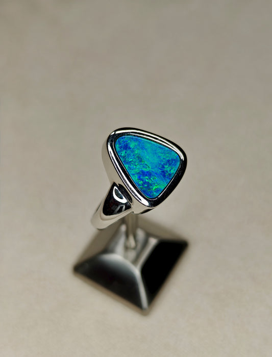 14k Doublet opal ring