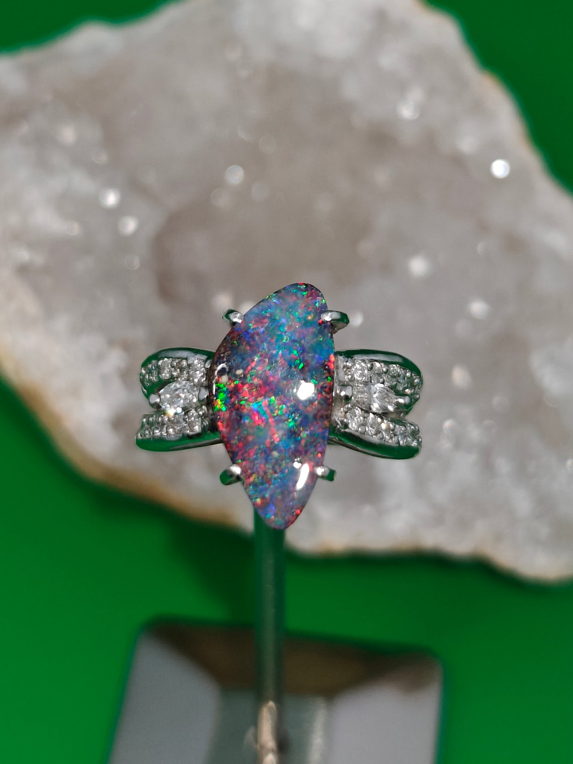 Platinum ring with Australian boulder opal 