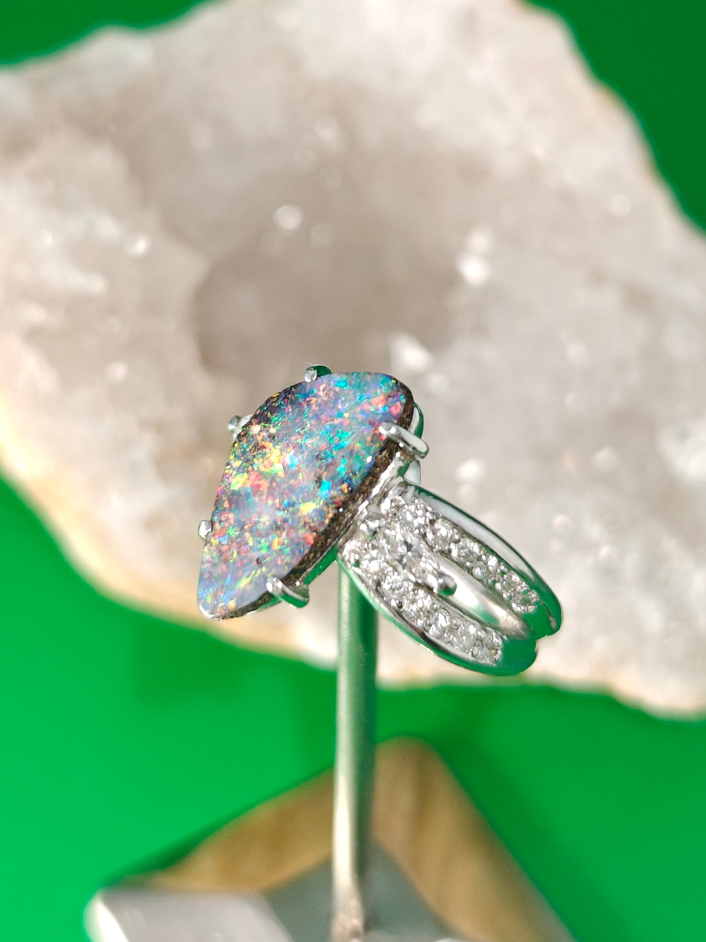 Platinum ring with Australian boulder opal 