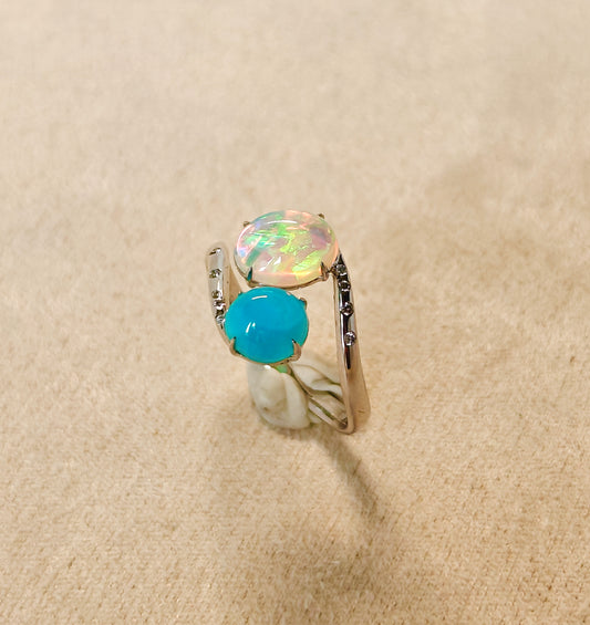 Australian crystal opal ring