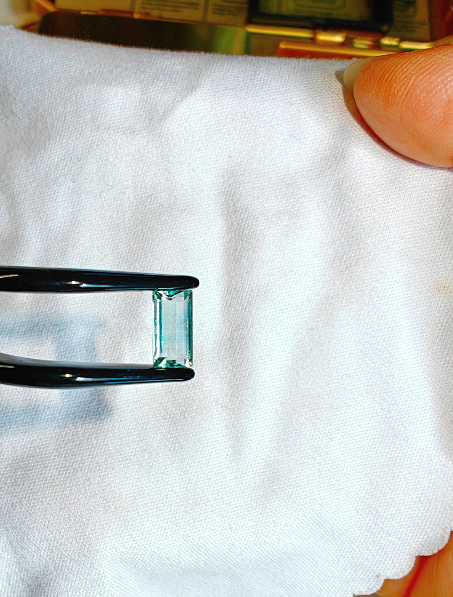 neon mint green beryl gem by carat